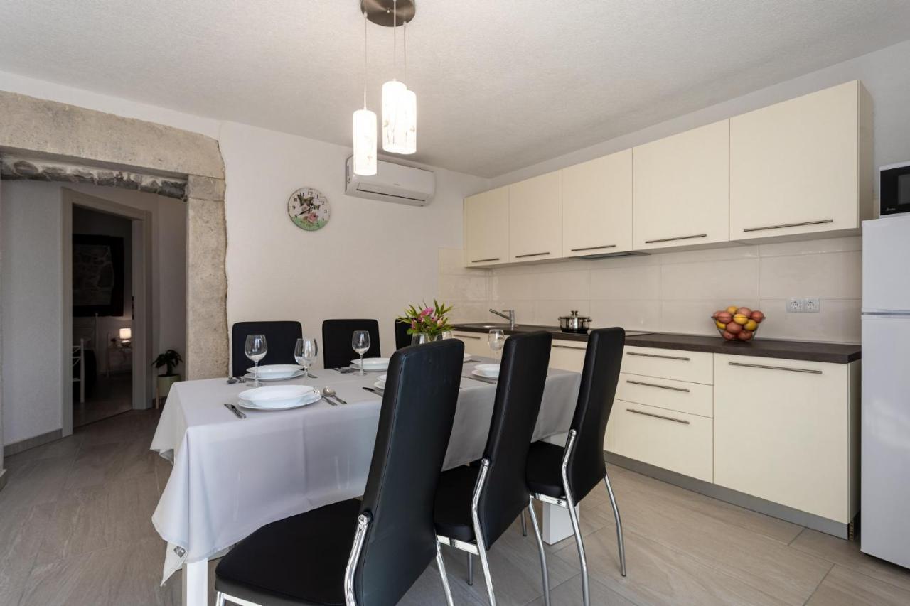 Villa Elm Milohnici Εξωτερικό φωτογραφία