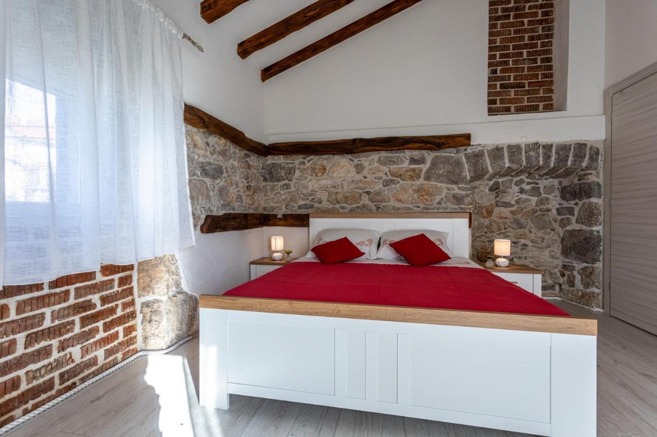 Villa Elm Milohnici Εξωτερικό φωτογραφία
