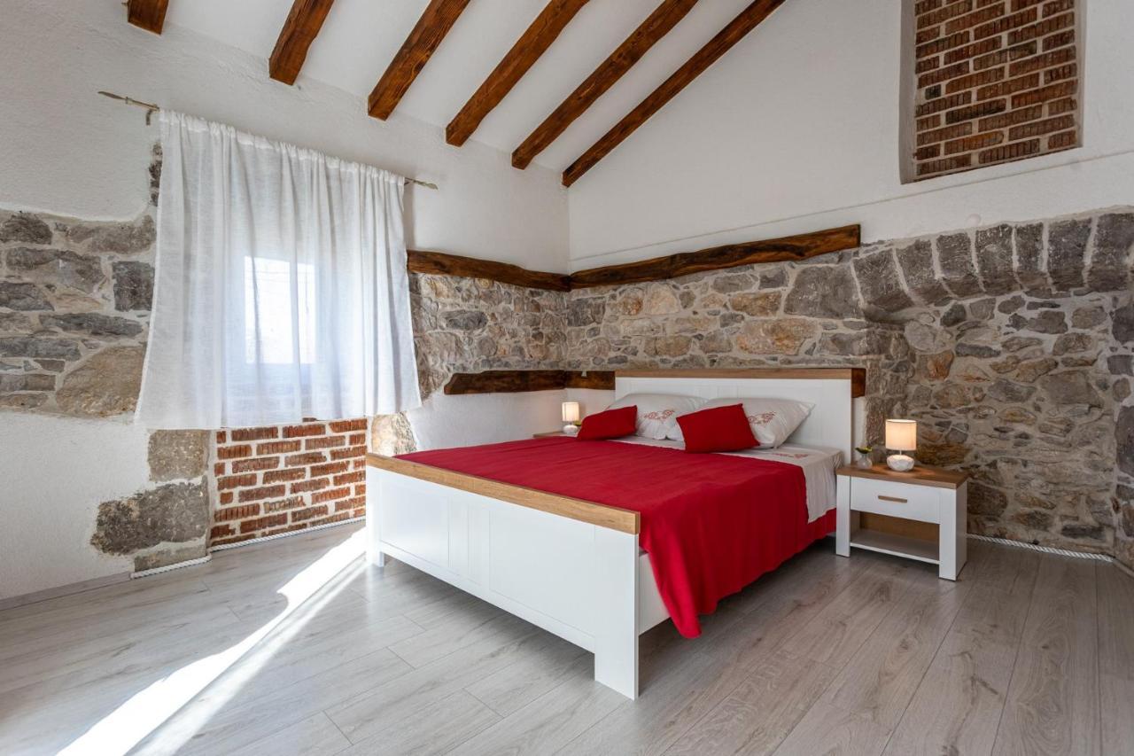Villa Elm Milohnici Εξωτερικό φωτογραφία