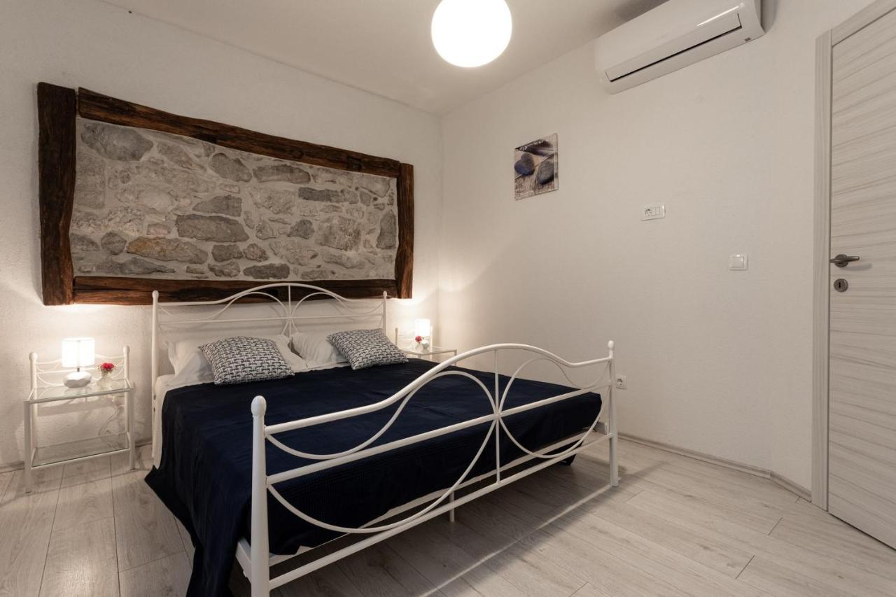 Villa Elm Milohnici Εξωτερικό φωτογραφία