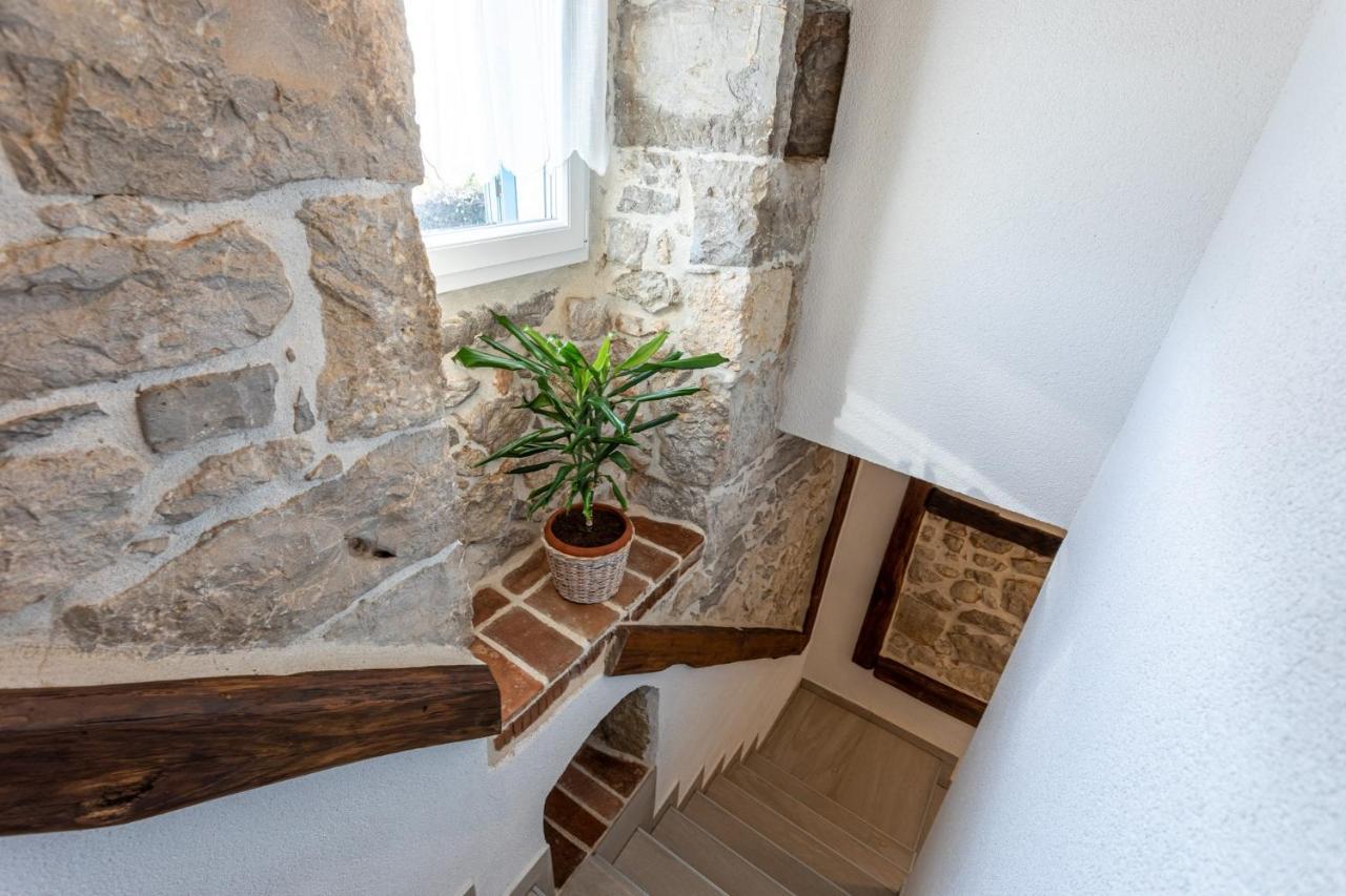Villa Elm Milohnici Εξωτερικό φωτογραφία