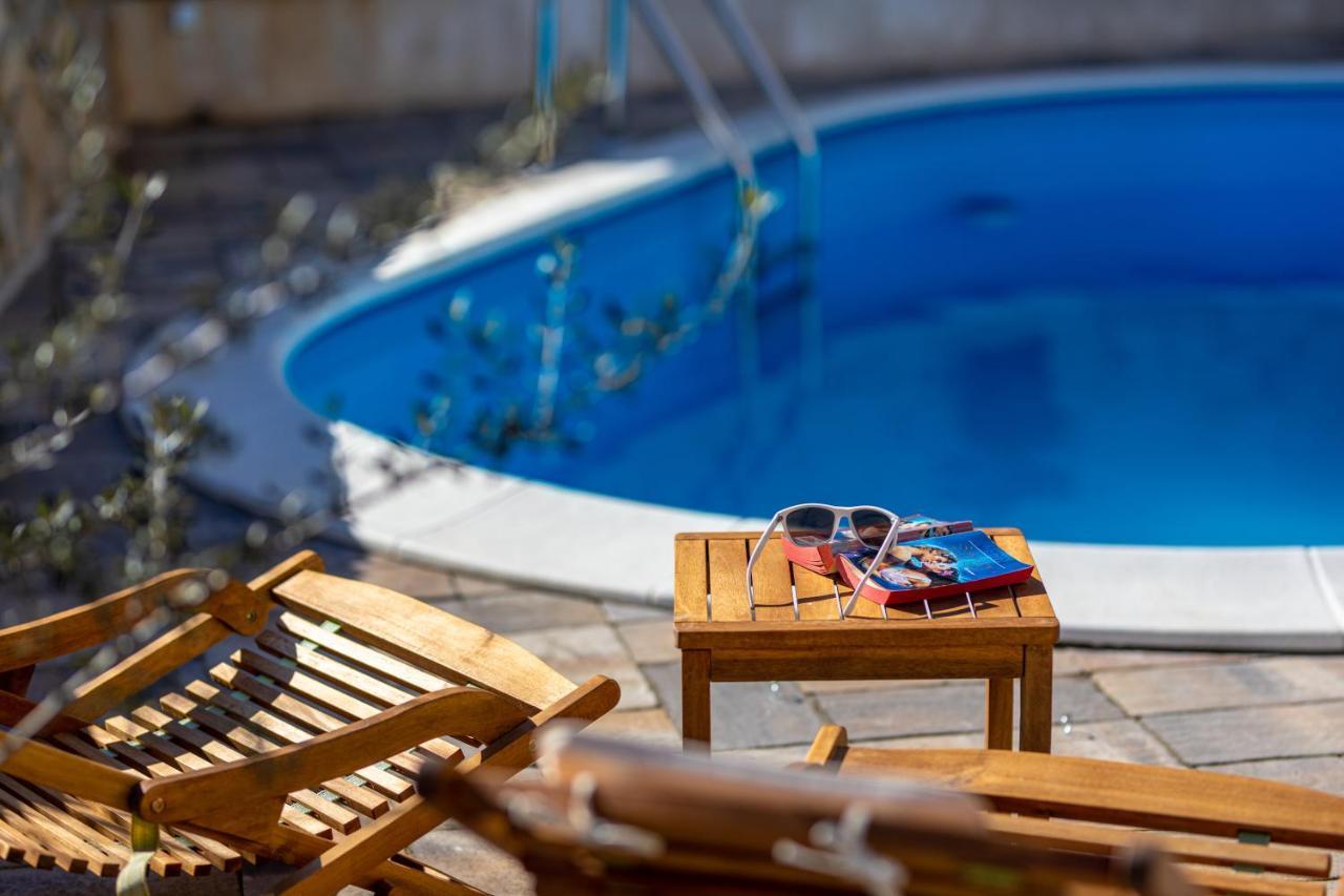 Villa Elm Milohnici Εξωτερικό φωτογραφία