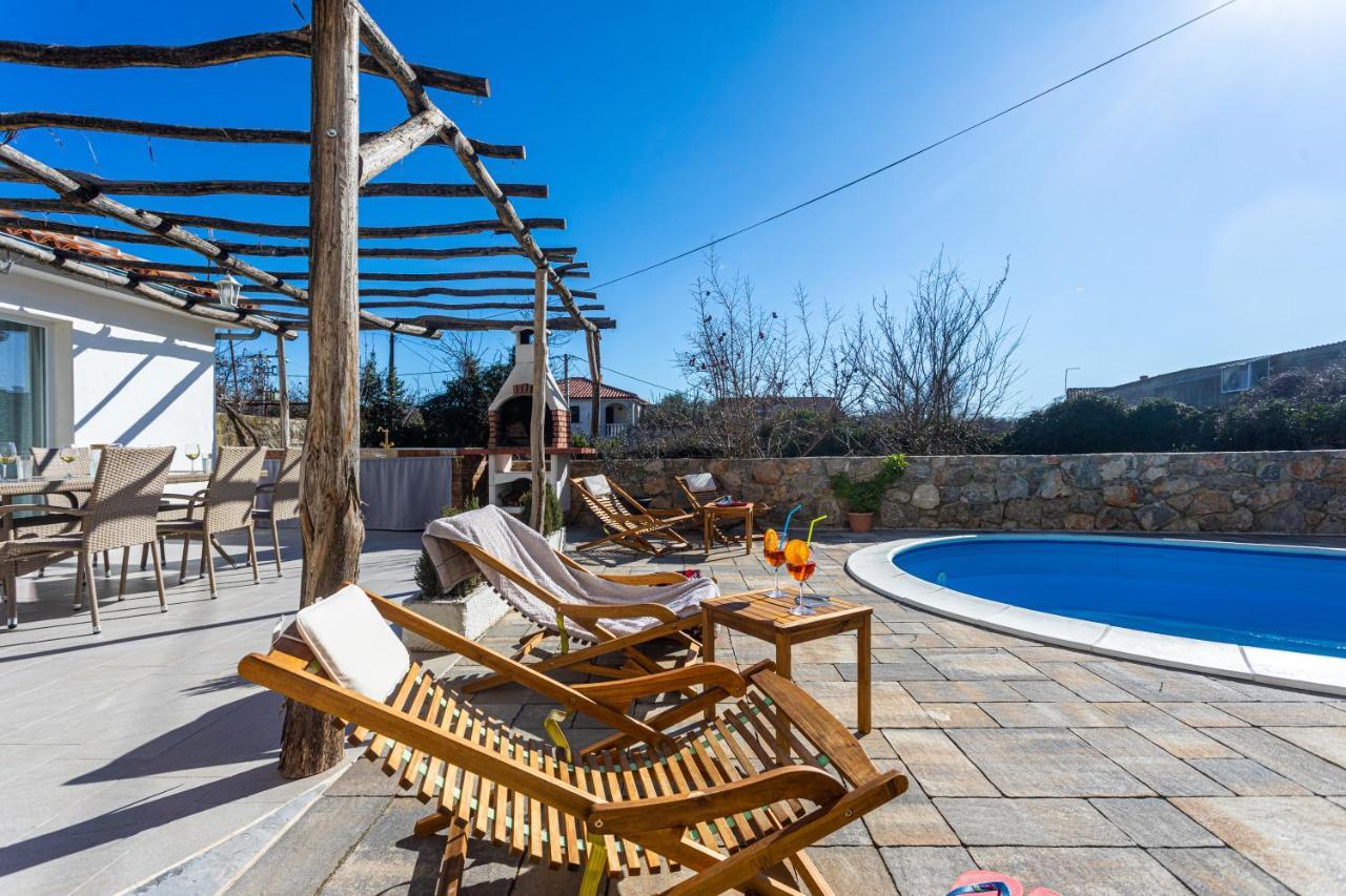 Villa Elm Milohnici Εξωτερικό φωτογραφία
