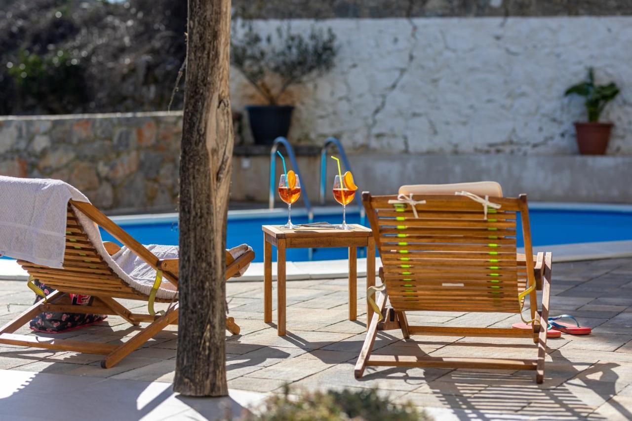 Villa Elm Milohnici Εξωτερικό φωτογραφία